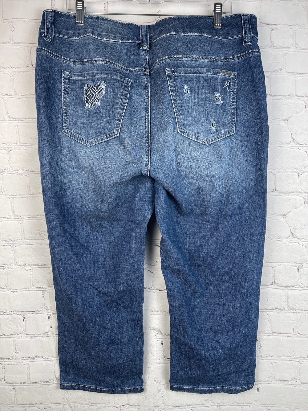 MELISSA MCCARTHY SEVEN7 slimming cropped blue jeans embroidered pockets size 16W - Picture 5 of 13